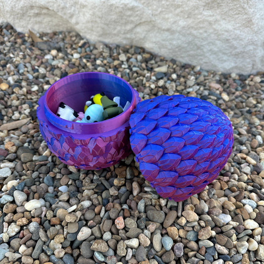 Dragonscale Egg Blue/Red with fidgets inside