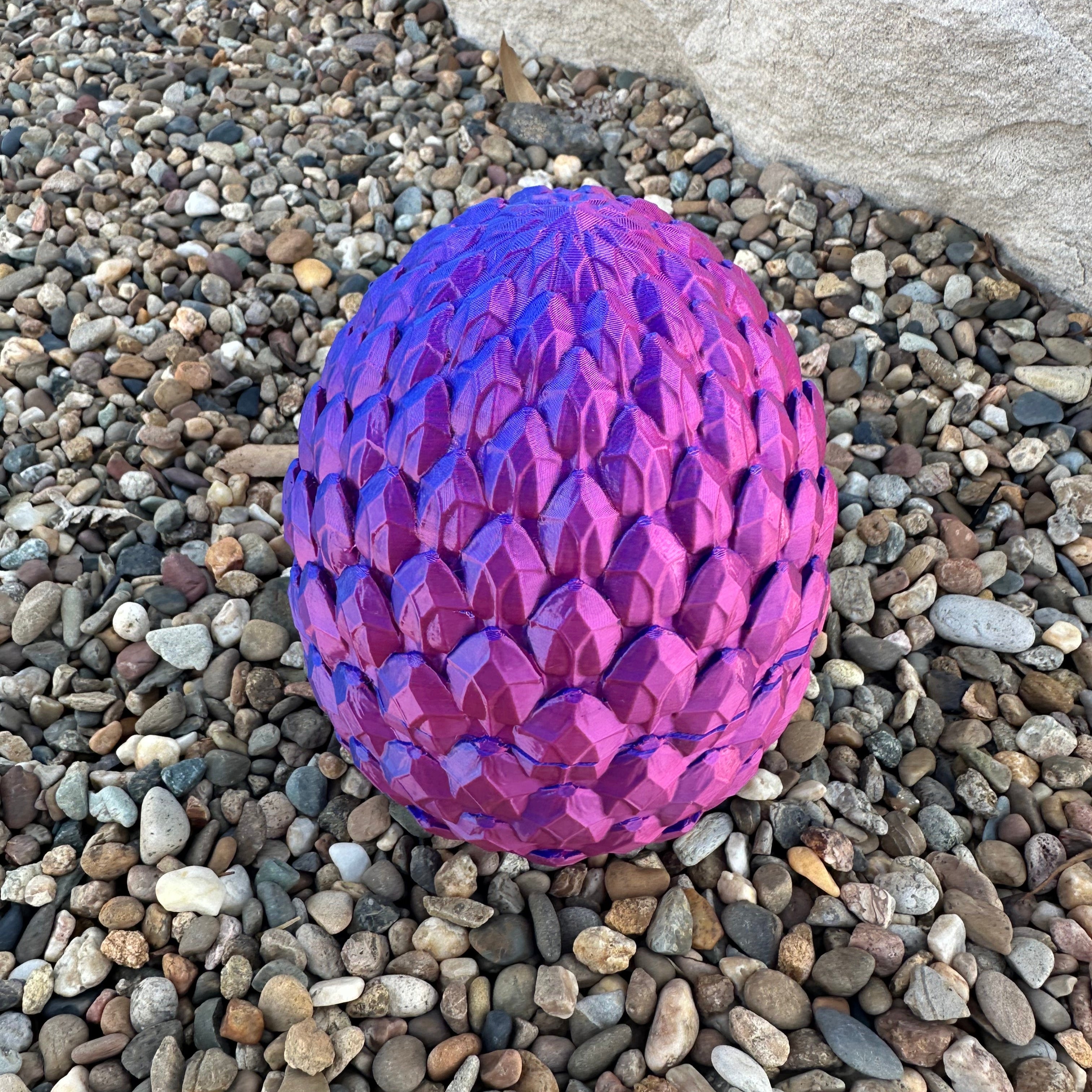 Dragonscale Egg Blue/Red Top view
